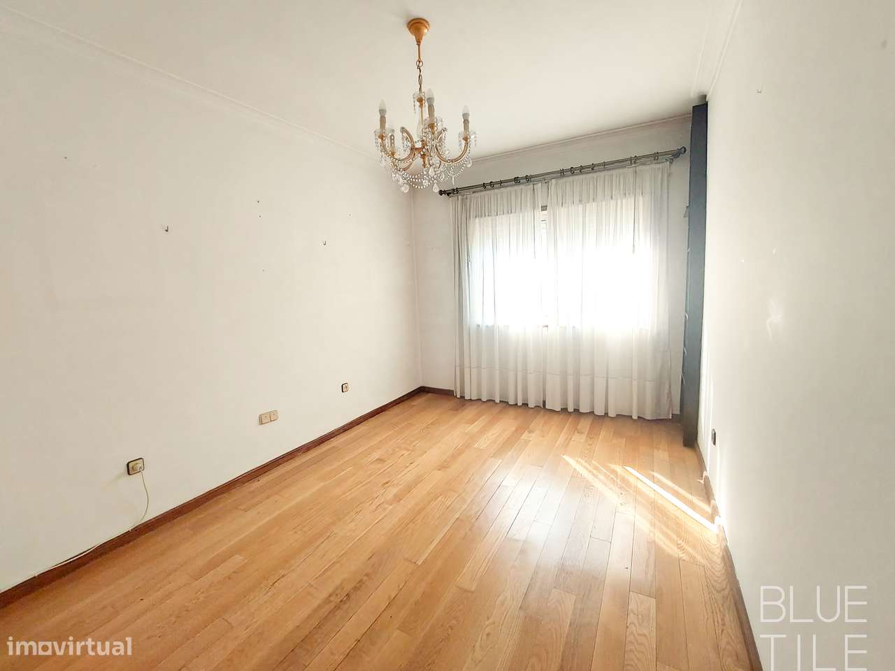 Apartamento T4 em Serpa Pinto-2