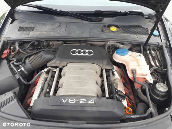 Audi A6 2.4 Multitronic - 14