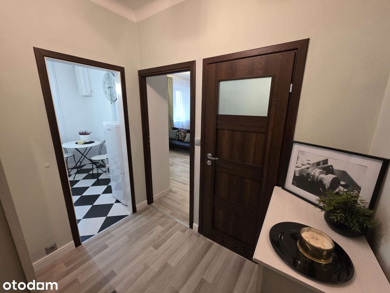 Przestronne mieszkanie 36,7 m² z osobną kuchnią i komórką w cenie.-2