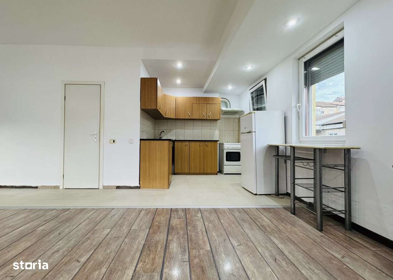 DE ÎNCHIRIAT - Apartament  în zona Rogerius, Oradea - IMOBIHOR - Imagine principală: 3/5