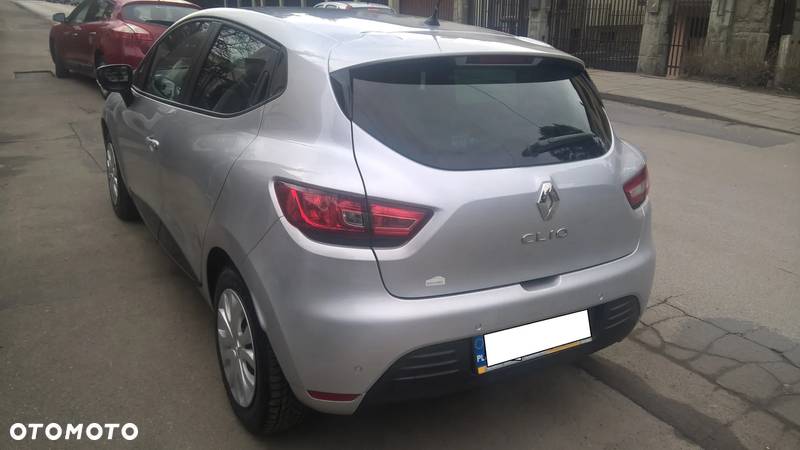 Renault Clio 1.2 16V Alize - 6