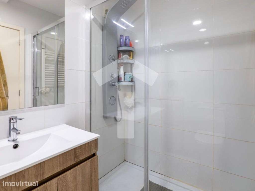 T3 Totalmente Renovado no Coração de Matosinhos-19