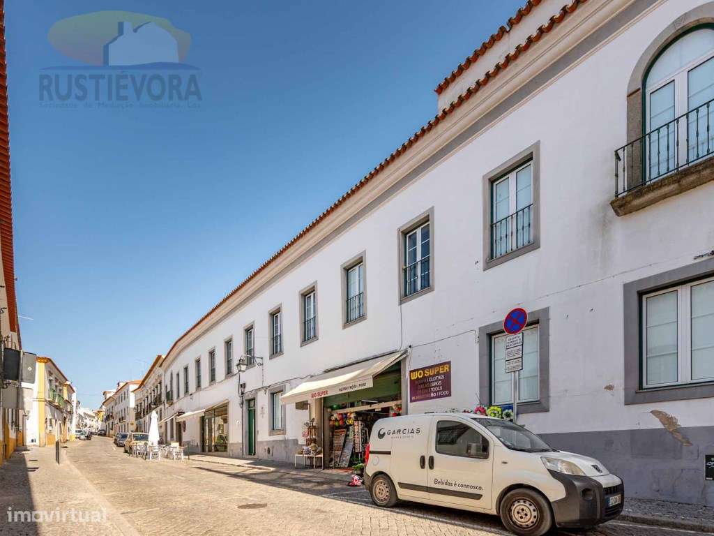 Espaço de comércio e serviços | Centro Histórico | Espaços amplos |... - Grande imagem: 2/28