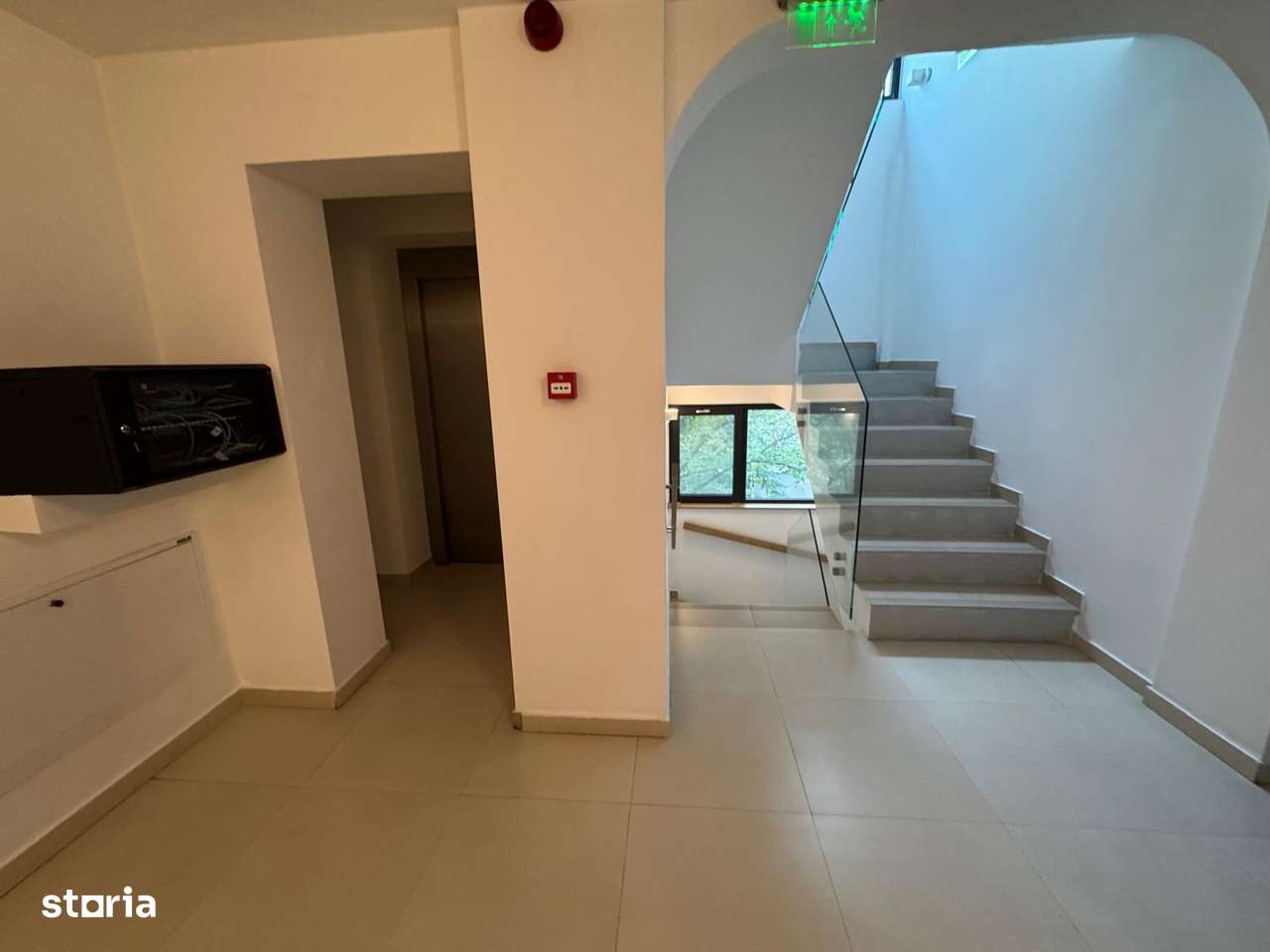 Inchiriere camera 28mp cladire de birouri D+P+3+M Titulescu Victoriei - Imagine principală: 5/11