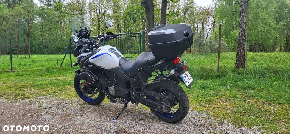 Suzuki V-STROM - 2