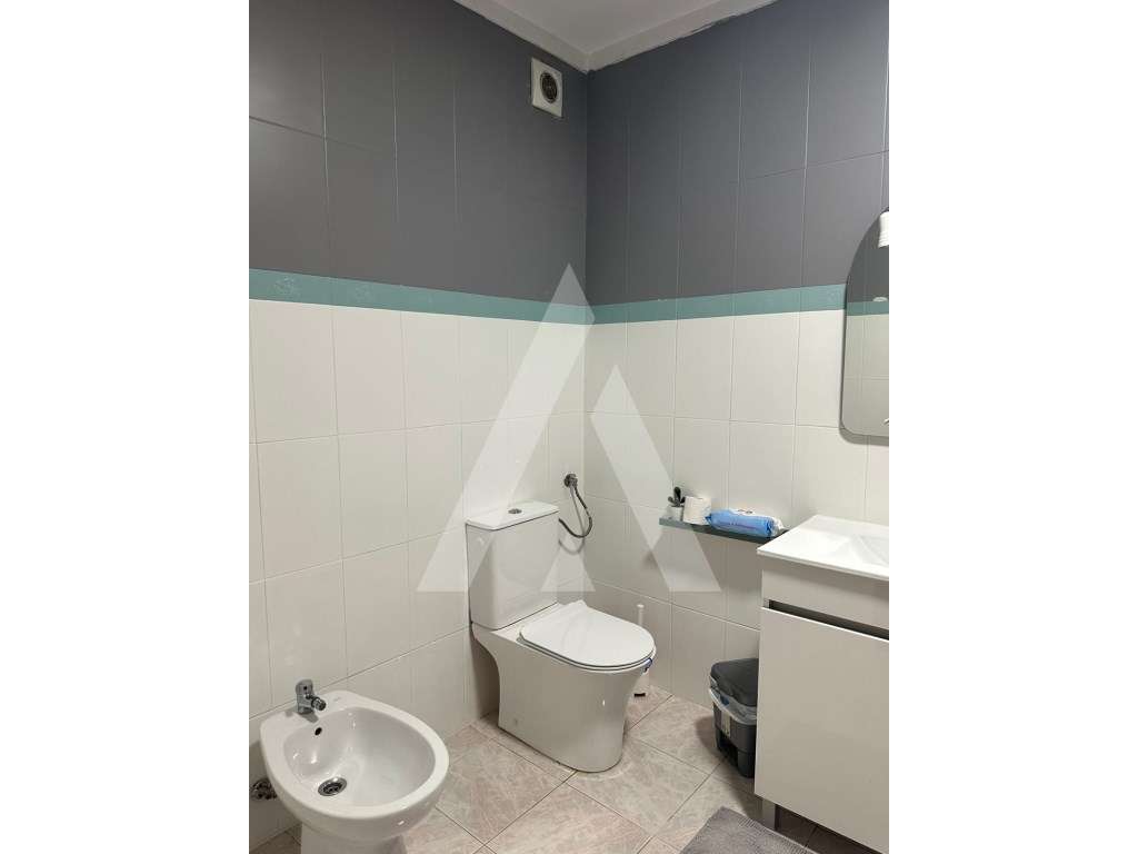 Apartamento T3 em São Roque-11