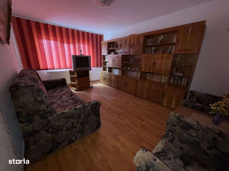 Tandarei (Ialomita), Apartament 3 camere, 70 mp - Imagine principală: 4/8