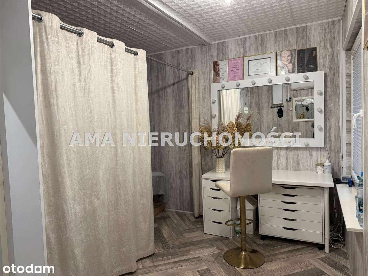 Budynek handlowo-usługowy o wielu mozliwościach-10