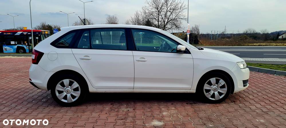 Skoda RAPID 1.0 TSI Active - 8