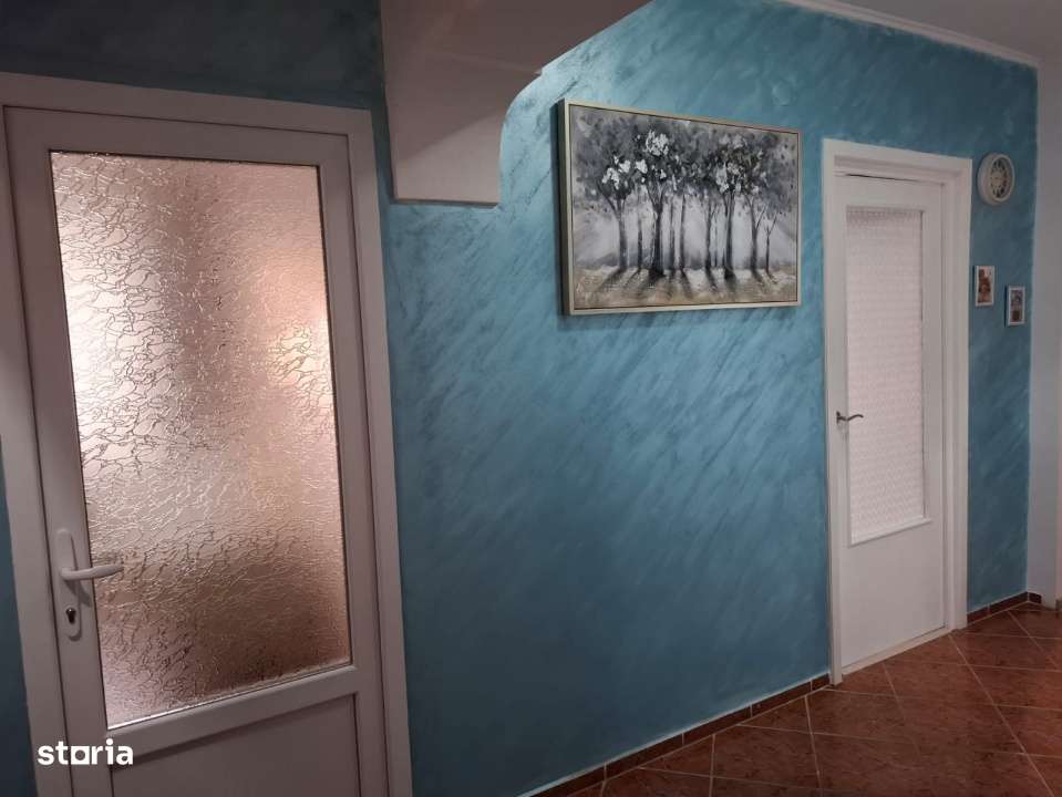 Apartament renovat recent 3 camere etaj 2 in Nadlac-8