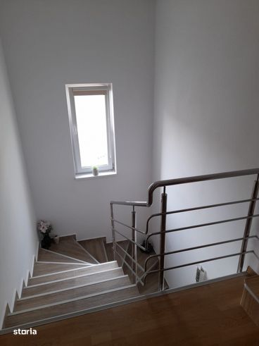 Duplex 4 camere 108 mp utili si teren liber 110 mp 2 parcari in zona T-10