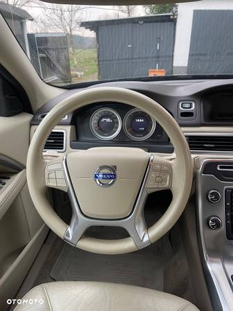 Volvo S80 - 10