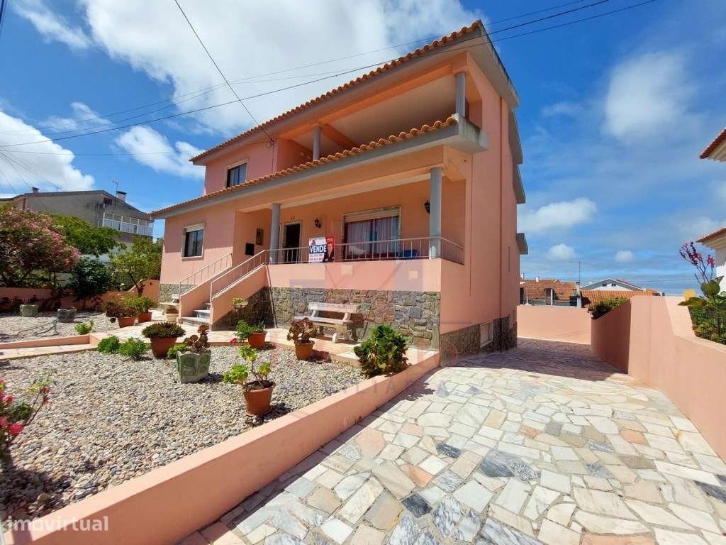 MoradiaT6 em Caldas da Rainha-1