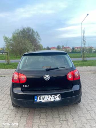 Volkswagen Golf V 1.4 Comfortline - 4