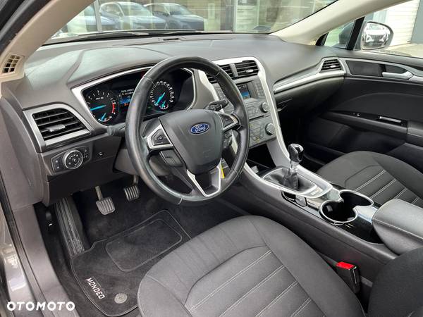 Ford Mondeo 2.0 TDCi Ambiente Plus - 10