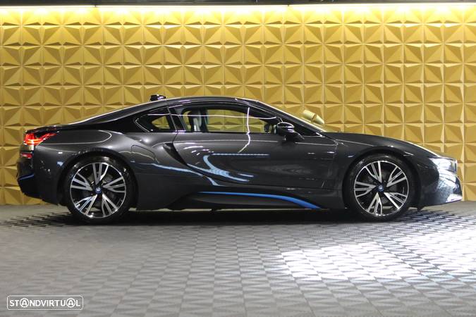 BMW i8 Standard - 13