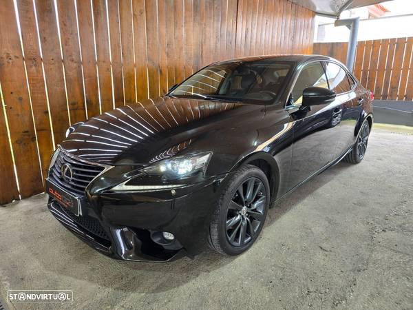 Lexus IS 300H Sport Edition - 1