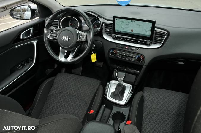 Kia Ceed 1.6 DSL MHEV 7DCT HP Star+ - 8