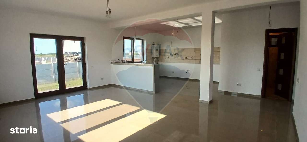 Casa individuala spatioasa cu 5 camere de vanzare in Corbeanca - Imagine principală: 2/15