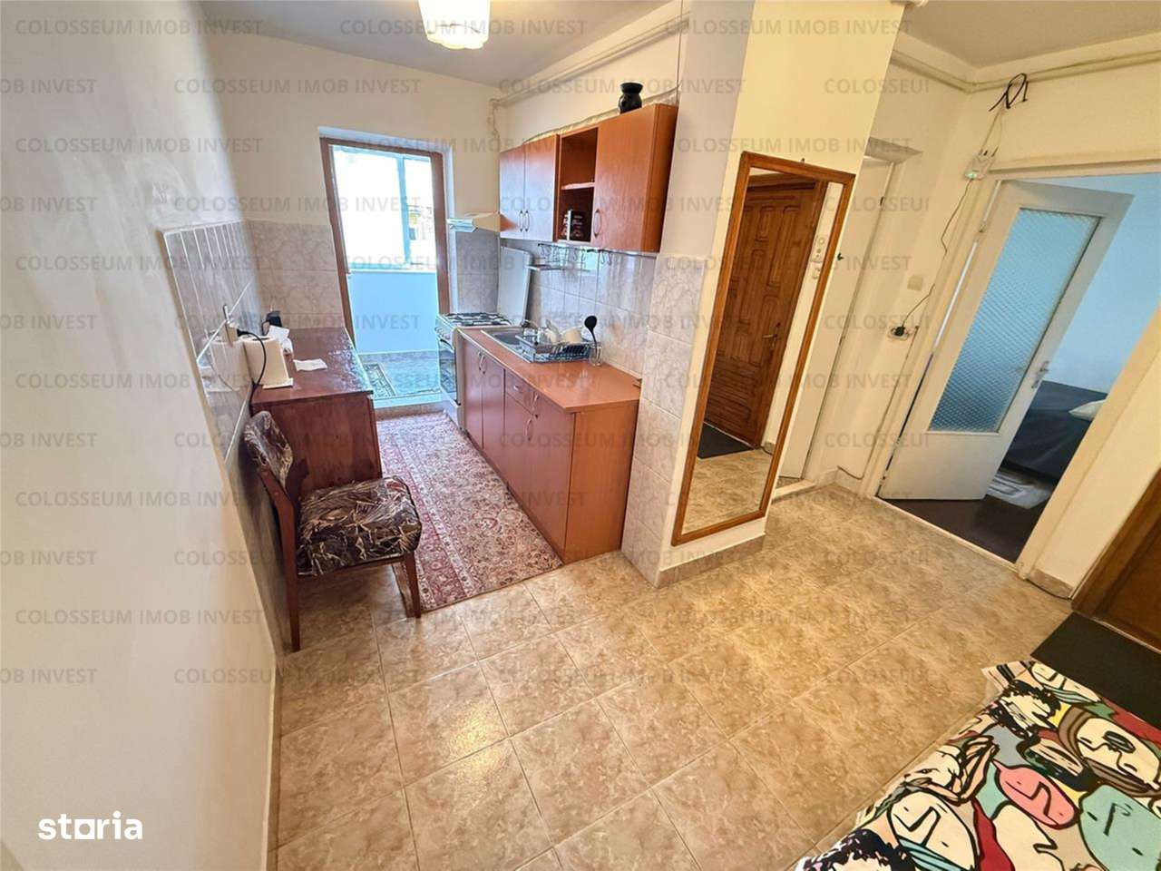 Calea Bucuresti-Paraului apartament 2 camere decomandat ,balcon mare-0