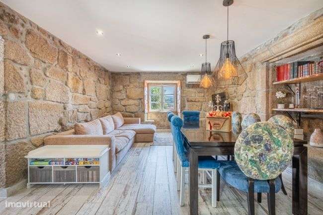 Duas moradias em Celorico de Basto - Grande imagem: 5/27