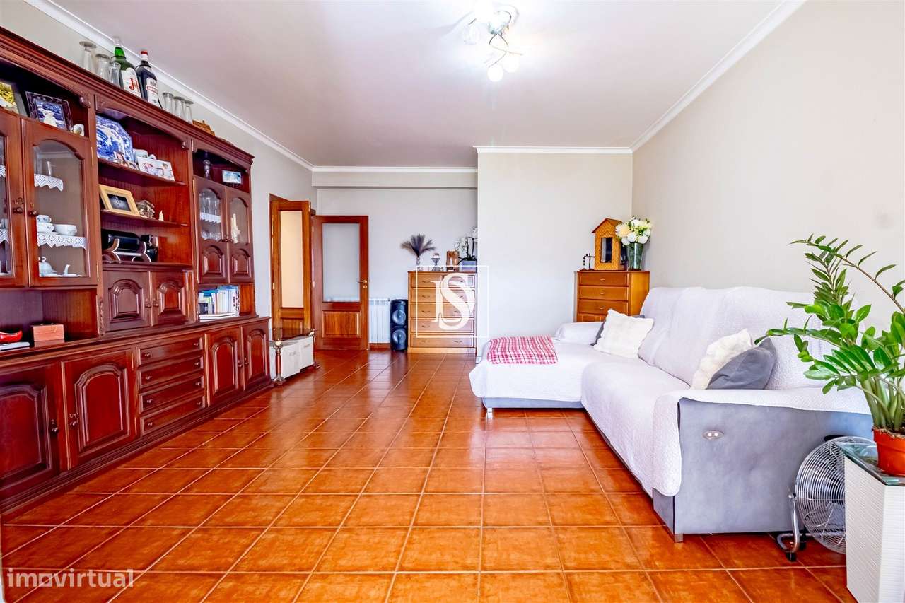 Apartamento T2 Venda em Amarante (São Gonçalo), Madalena, Cepelos e Ga-7