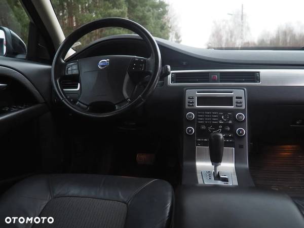 Volvo V70 2.5T Summum - 24