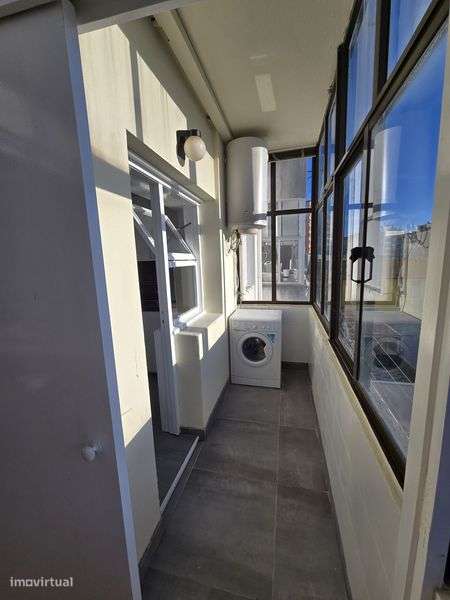 Excelente T3 Avenida da República em frente ao metro de Gaia - Grande imagem: 4/12