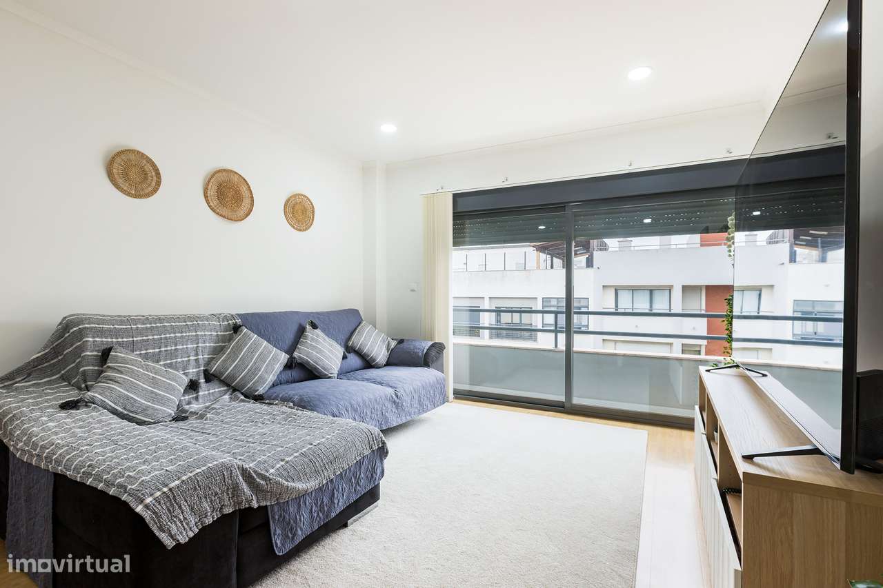 Apartamento T3, Sobreda - Grande imagem: 2/15