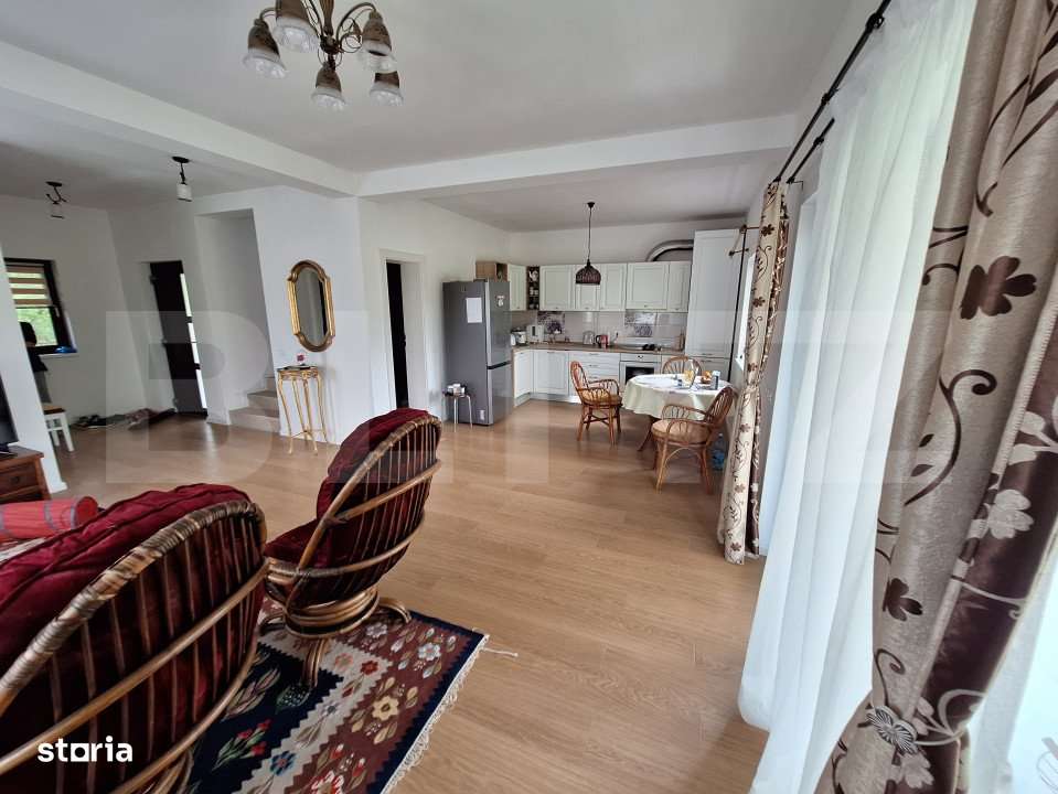 Duplex 4 camere, 100 mp, 217 teren, zona Sinandrei - Imagine principală: 5/13