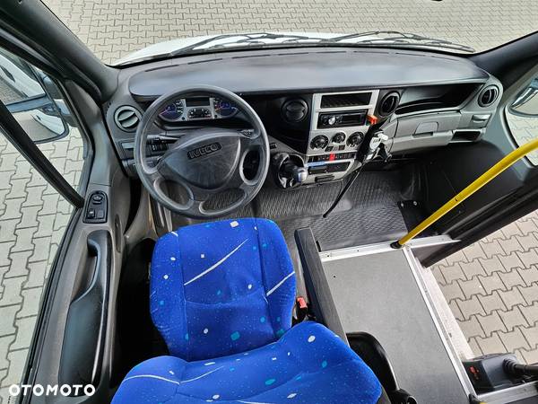 Iveco DAILY 50J17 / SPROWADZONE Z FRANCJI / KLIMATYZACJA / EEV / 195 000 KM - 16