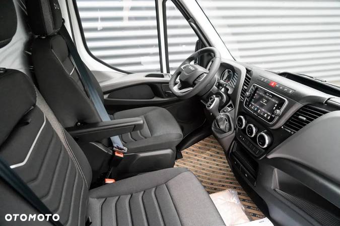 Iveco Daily 35S21HA8V 3.0 Automat - 7