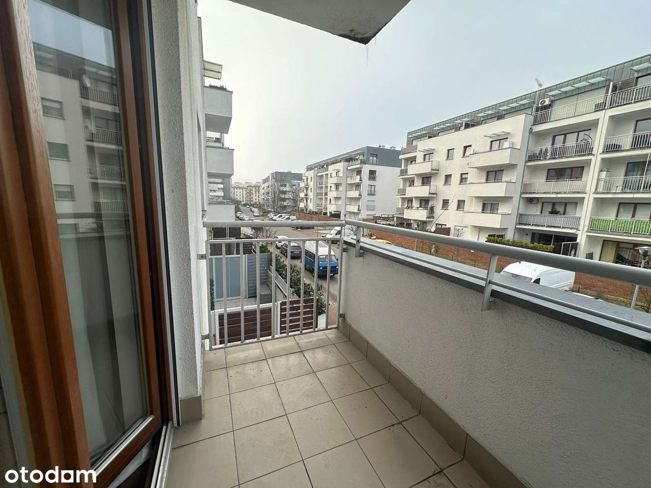 Komfortowe dwupokojowe mieszkanie – Platan Complex-8