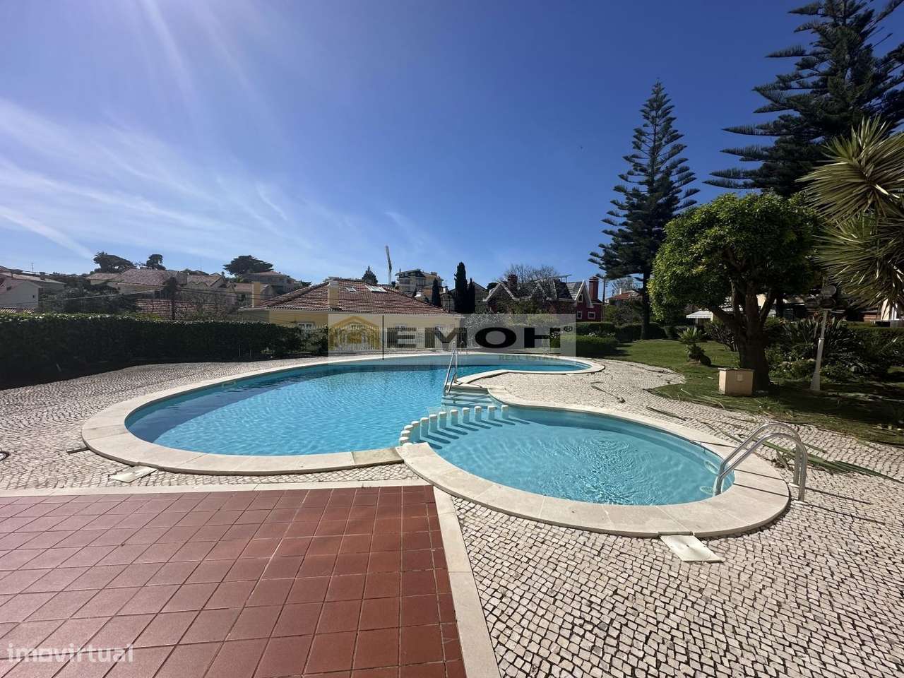 T2 Totalmente Remodelado Monte Estoril - Grande imagem: 5/18