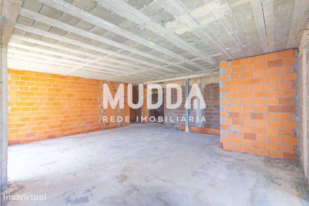 Moradia em construção em Lobão - Grande imagem: 4/8