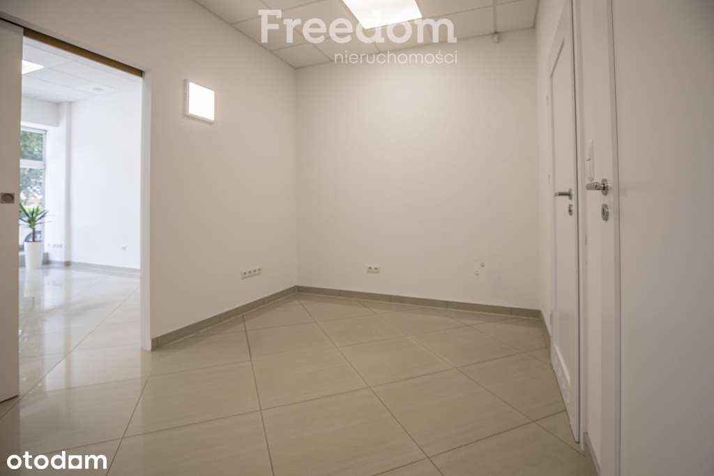 Świeżo wyremontowany lokal 40,5m² w centrum Brzegu - Pełny obrazek: 4/10