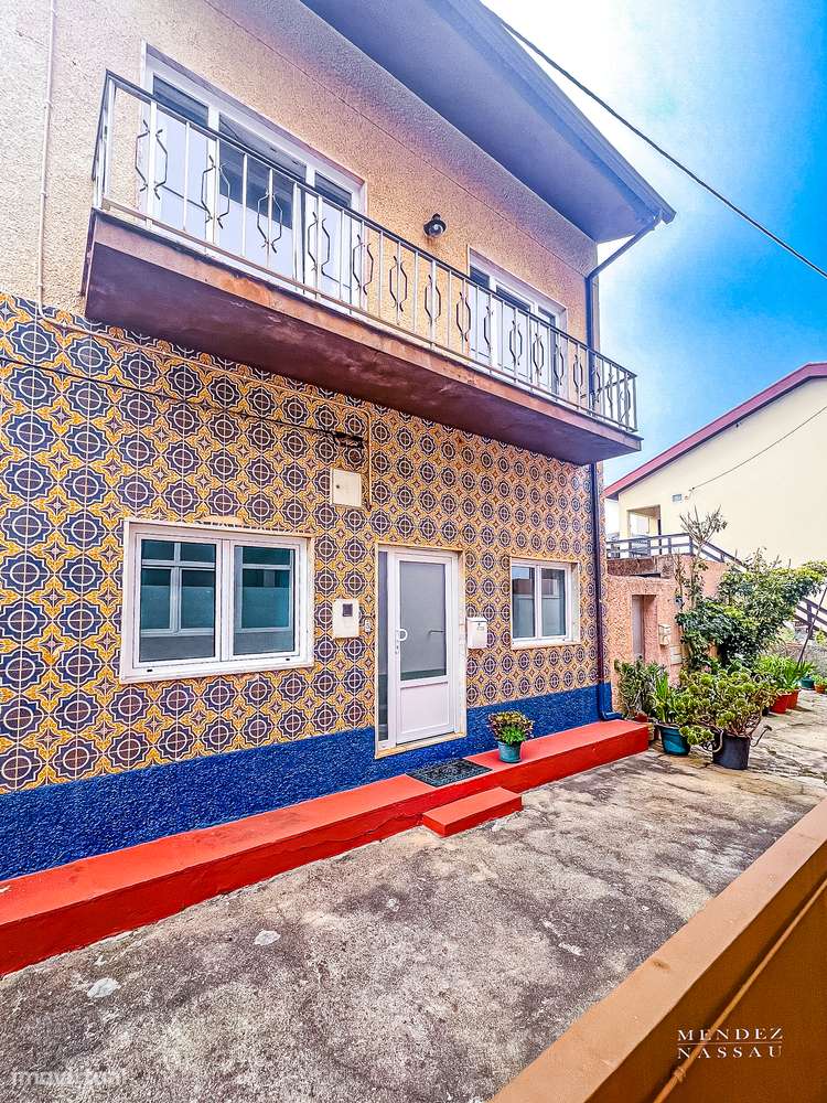 Moradia - Primeira linha de mar-22