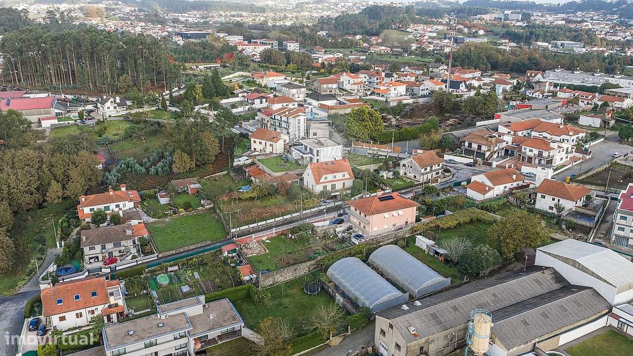 Moradia T4 para venda-40