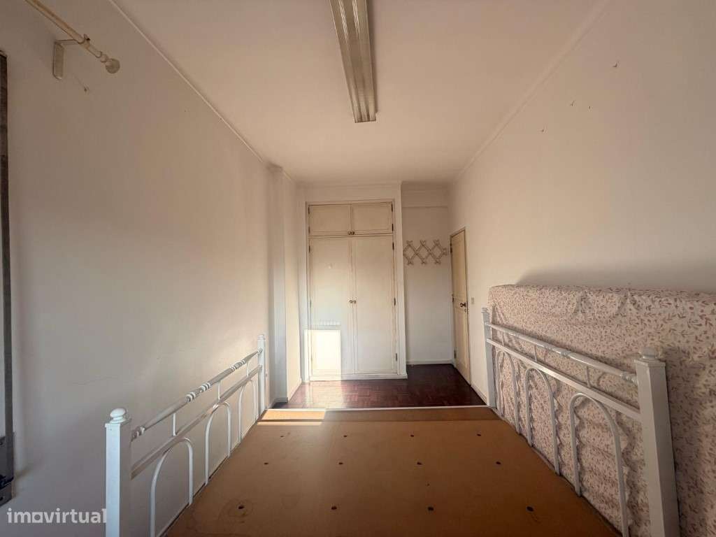 Apartamento T3 em Sacavém com 51 m² de terraço e arrecadação-13