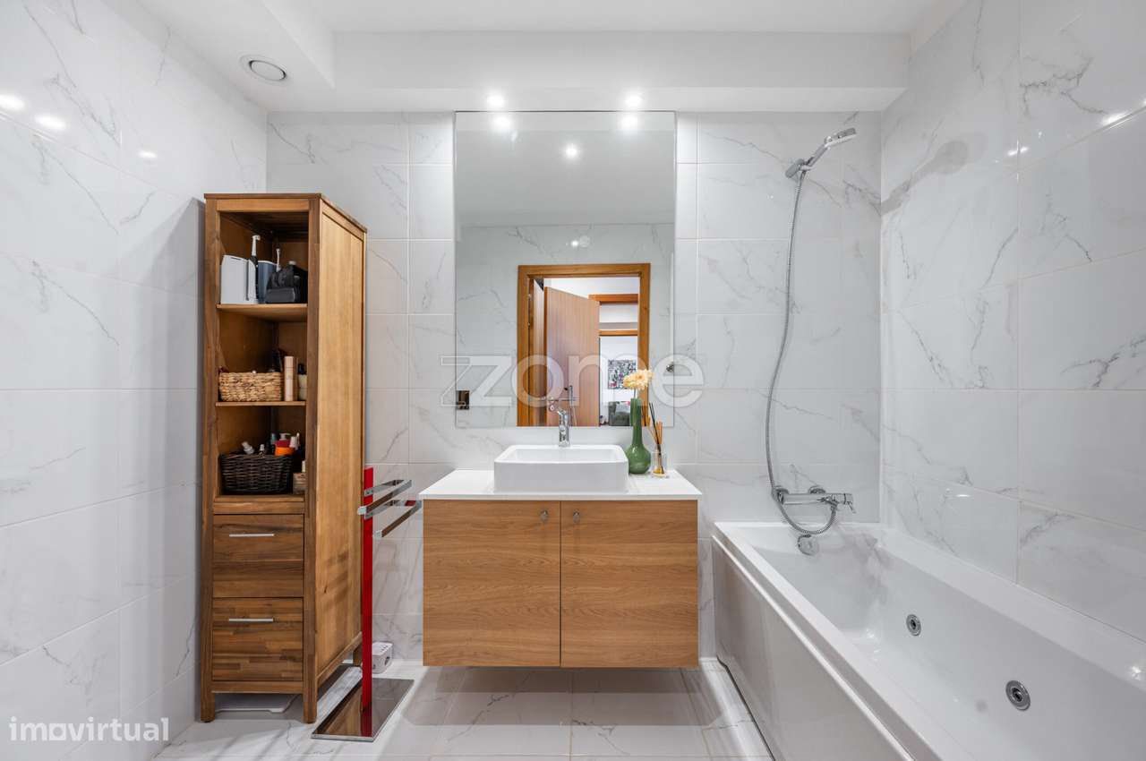 APA T2, varanda 35m², condomínio fechado, Molares 20, Paranhos, Por...-25