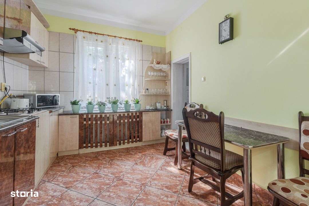 Casa spatioasa P+E, Santaul Mic com. Bors-8