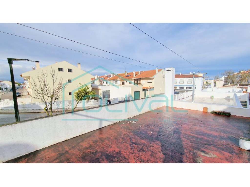 Moradia T6 centro de Samora Correia-28