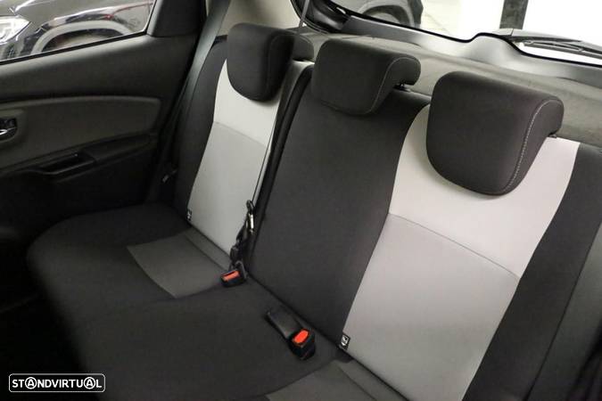 Toyota Yaris 1.0 VVT-i Comfort - 6