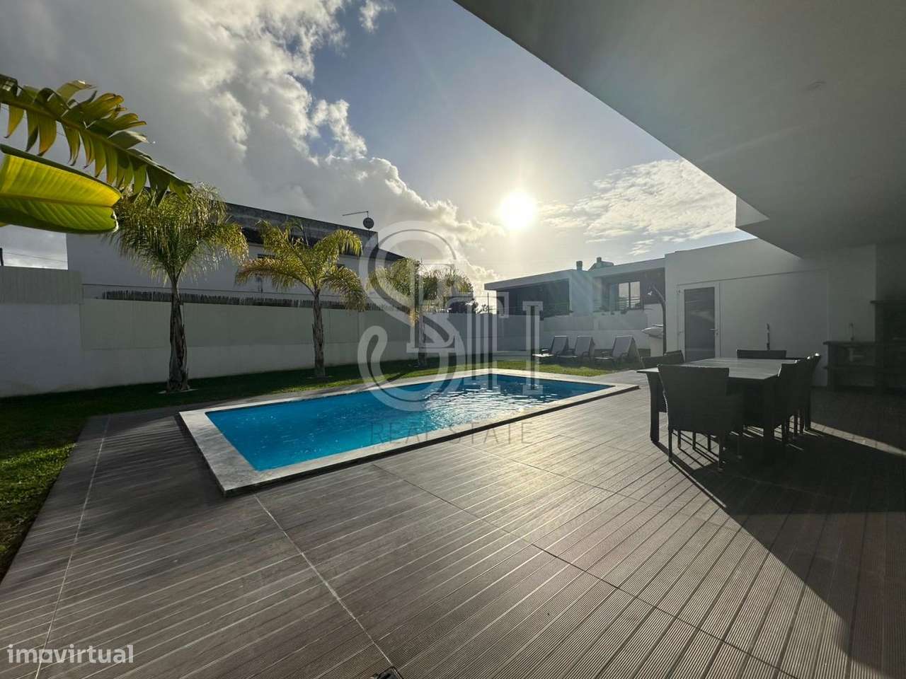 MORADIA T4 MOBILADA - Grande imagem: 4/36