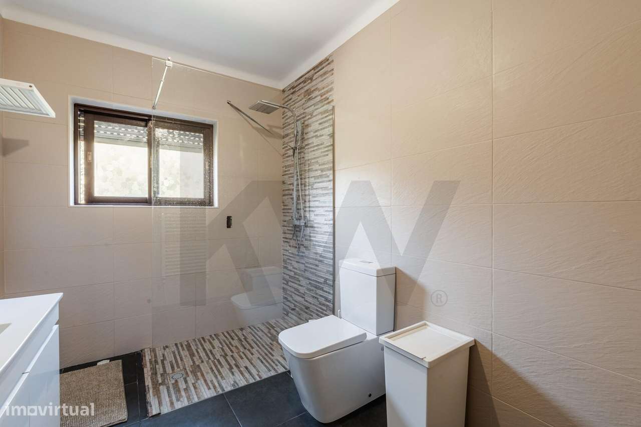 Moradia T4 em UL – Oliveira de Azeméis!-10
