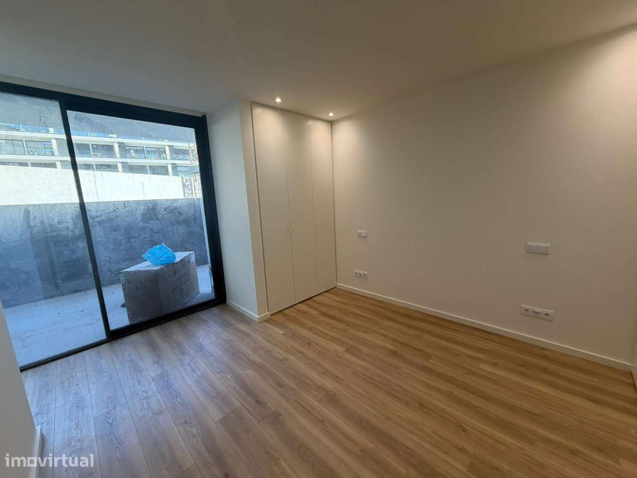 Apartamento T1 Novo em Santa Marinha (VL8)/Linha Rubi-22