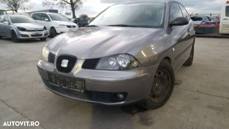 Dezmembram Seat Ibiza an fab.2003 - 1