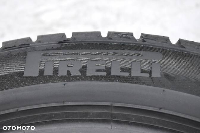 OPONA PIRELLI SOTTOZERO 3 WINTER 245/45/19 102V XL - 2