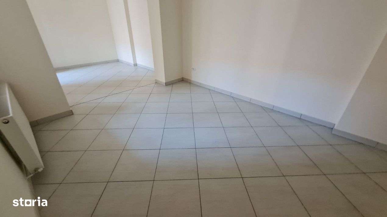 Spatiu in zona centrala, ideal pentru clinica - Imagine principală: 5/13