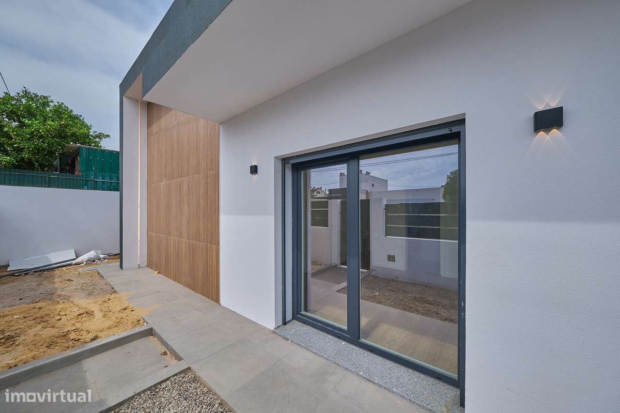 Moradia Térrea V3+1 c/Piscina - Fernão Ferro-35